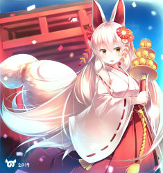Rule 34 | 10s, 1girl, 2019, :d, absurdres, animal ears, blue sky, blush, commentary request, day, fox ears, fox tail, glint, hair between eyes, hair ornament, hakama, hakama skirt, highres, holding, japanese clothes, japari symbol, kanzakietc, kemono friends, large tail, long sleeves, looking at viewer, miko, oinari-sama (kemono friends), open mouth, outdoors, red hakama, silver hair, skirt, sky, smile, snowing, solo, tail, torii, yellow eyes