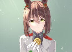 Rule 34 | 1girl, animal ears, ascot, black bow, black bowtie, bow, bowtie, brown hair, closed mouth, clover hair ornament, commentary request, fine motion (umamusume), green eyes, hair between eyes, hair ornament, hair ribbon, highres, horse ears, horse girl, jacket, looking at viewer, luft9999, multicolored hair, portrait, red ribbon, ribbon, short hair, smile, solo, streaked hair, umamusume, white ascot, white hair, white jacket