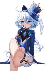 Rule 34 | 1girl, :d, absurdres, ahoge, ascot, barefoot, black ascot, blue eyes, blue hat, blue jacket, brooch, commentary request, feet, foot out of frame, furina (genshin impact), genshin impact, hair intakes, hat, highres, jacket, jewelry, long hair, looking at viewer, open clothes, open jacket, open mouth, radoremo, simple background, sitting, sky, smile, soles, solo, thigh strap, top hat, very long hair, white background, white hair