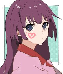 Rule 34 | 1girl, bakemonogatari, blue background, commentary request, grey eyes, heart, highres, jacket, long hair, looking at viewer, looking to the side, monogatari (series), pink jacket, polka dot, polka dot background, purple hair, senjougahara hitagi, solo, two-tone background, upper body, valhalla0707, white background