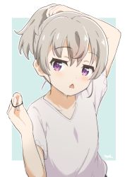 Rule 34 | 1girl, :&lt;, aayh, arm behind head, arm up, blue background, commentary request, fang, grey hair, hair tie, looking at viewer, outline, parted lips, ponytail, purple eyes, shirt, short hair, short sleeves, signature, slow loop, solo, triangle mouth, two-tone background, tying hair, upper body, white background, white outline, white shirt, yoshinaga koi