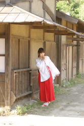 Rule 34 | cosplay, inuyasha, japanese clothes, kikyou (inuyasha), miko, mizuhara arisa, photo (medium), tagme