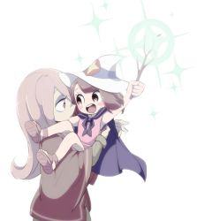 Rule 34 | 2girls, aged down, brown hair, dress, hair over one eye, hat, kagari atsuko, little witch academia, long hair, multiple girls, pale skin, pink hair, purple hair, red eyes, simple background, smile, sucy manbavaran, time paradox, witch
