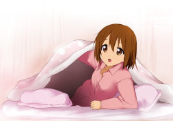 Rule 34 | 1girl, bed, blanket, brown eyes, brown hair, come hither, hirasawa yui, k-on!, kaiga, lying, on side, pajamas, pillow, short hair, solo, under covers
