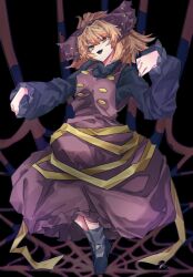 Rule 34 | 1girl, alt text, black background, black footwear, blonde hair, bow, brown bow, brown dress, brown eyes, commentary request, dress, full body, hair bow, highres, kurodani yamame, long sleeves, looking at viewer, medium hair, open mouth, simple background, smile, socks, solo, touhou, vivo (vivo sun 0222), white socks