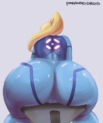 Rule 34 | 1girl, artist name, ass, ass focus, blonde hair, blue bodysuit, bodysuit, facing away, female focus, from behind, grey background, high ponytail, highres, huge ass, long hair, metroid, nintendo, paranoid.droid, ponytail, samus aran, shiny clothes, simple background, sitting, skin tight, solo, zero suit