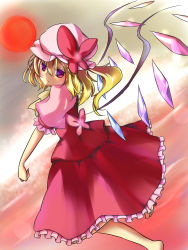 Rule 34 | 1girl, ascot, barefoot, blonde hair, blouse, bow, chitose ame (artist), expressionless, flandre scarlet, hat, hat bow, highres, looking back, mob cap, purple eyes, shirt, short hair, skirt, skirt set, sky, solo, sun, touhou, wings