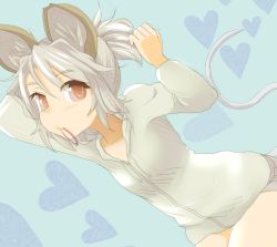 Rule 34 | 1girl, adjusting hair, alternate costume, animal ears, blush, female focus, grey hair, hood, hoodie, ishikkoro, looking at viewer, mouse ears, mouse tail, mouth hold, nazrin, ponytail, red eyes, rubber band, rubberhand, short hair, solo, tail, touhou