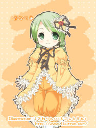 Rule 34 | 00s, 15citron, 1girl, blush, frills, green eyes, green hair, hair ornament, hairpin, heart, heart hair ornament, kanaria, looking at viewer, matching hair/eyes, orange hair, pants, poncho, rozen maiden, simple background, smile, solo, standing