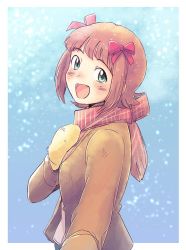 Rule 34 | 1girl, amami haruka, blush, bow, brown hair, coat, gloves, green eyes, hair bow, idolmaster, idolmaster (classic), long sleeves, looking at viewer, open mouth, outstretched arm, plaid, plaid scarf, red bow, scarf, short hair, simple background, skirt, snow, tsubobot, yellow gloves