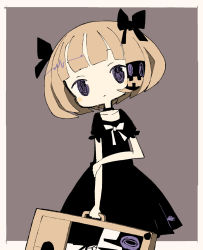 Rule 34 | 1girl, beige border, black bow, black choker, black dress, blonde hair, blunt bangs, blush stickers, bob cut, border, bow, choker, closed mouth, collarbone, cowboy shot, dress, dress bow, expressionless, frilled sleeves, frills, grey background, guillotine girl (yukihi), hair bow, hair ornament, hand on own arm, hand up, head tilt, holding, holding own arm, holding suitcase, light brown hair, limited palette, looking at viewer, muted color, no nose, no pupils, original, outside border, pleated dress, puffy short sleeves, puffy sleeves, purple eyes, short hair, short sleeves, simple background, solo, suitcase, white bow, yukihi
