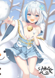 Rule 34 | 1girl, bare shoulders, blue eyes, blue hair, blue kimono, blurry, blush, breasts, commission, depth of field, feet out of frame, flower, grey hair, hair flower, hair ornament, highres, holding, holding snowball, japanese clothes, kimono, long sleeves, multicolored hair, obi, off shoulder, open mouth, sabakan kandume, sash, sennen sensou aigis, short hair, signature, skeb commission, small breasts, smile, snow, snowball, snowman, solo, streaked hair, throwing, wide sleeves, yukihime (sennen sensou aigis)