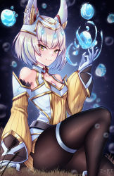 Rule 34 | 1girl, animal ears, blunt bangs, breasts, cat ears, chest jewel, closed mouth, grey hair, highres, nia (blade) (xenoblade), nia (xenoblade), pantyhose, short hair, skindentation, small breasts, smile, solo, spoilers, thigh strap, xenoblade chronicles (series), xenoblade chronicles 3, yellow eyes, z-ki