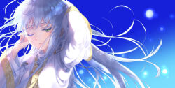 Rule 34 | 1girl, arm behind head, arms up, blue background, expressionless, floating hair, gold trim, gradient background, green eyes, grey hair, half-closed eyes, hand in own hair, index (toaru majutsu no index), long hair, long sleeves, looking to the side, nun, one eye closed, parted lips, portrait, robe, safety pin, signature, solo, sunlight, tautiki, toaru majutsu no index, white robe, wide shot