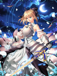 Rule 34 | 1girl, absurdres, armor, armored dress, artoria pendragon (fate), black bow, blonde hair, bow, caliburn (fate), cloud, cowboy shot, crescent moon, dress, excalibur (fate/stay night), expressionless, fate/unlimited codes, fate (series), gloves, green eyes, hair bow, highres, moon, night, saber (fate), saber lily, short hair, sky, solo, soucl, sword, weapon, white dress