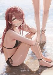 Rule 34 | 2girls, ame (uten cancel), anklet, bare arms, bare shoulders, barefoot, beach, bikini, black bikini, blush, breasts, commentary, feet, from side, hand up, highres, idolmaster, idolmaster shiny colors, jewelry, legs, long hair, looking at viewer, medium breasts, multiple girls, osaki tenka, outdoors, parted lips, red hair, side-tie bikini bottom, sitting, smile, solo focus, standing, swimsuit, symbol-only commentary, teeth, thighs, toes, v, water, wet, yellow eyes