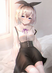 Rule 34 | 1girl, arm support, bed, black skirt, blouse, breasts, closed mouth, hair between eyes, hairband, high-waist skirt, highres, indoors, long sleeves, looking at viewer, medium breasts, on bed, original, purple eyes, ribbon, shirt, short hair, silver hair, sitting, skirt, solo, suspender skirt, suspenders, thighhighs, white shirt, white thighhighs, window, yk (pixiv43531291), zettai ryouiki