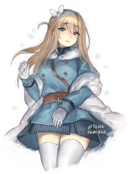Rule 34 | 1girl, belt, blue coat, blue eyes, blush, brown hair, clip studio paint (medium), closed mouth, coat, commentary, cowboy shot, english commentary, girls&#039; frontline, gloves, grey skirt, legs together, long hair, long sleeves, looking at viewer, miniskirt, skirt, snowflakes, solo, standing, suomi (girls&#039; frontline), terupancake, thighhighs, twitter username, white background, white gloves, white thighhighs, zettai ryouiki