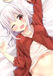 Rule 34 | 1girl, ;d, arm up, blush, eyebrows, groin, highres, karutamo, long hair, looking at viewer, lying, medium hair, navel, no panties, on back, one eye closed, open mouth, original, out-of-frame censoring, red eyes, round teeth, shiny skin, smile, solo, teeth, tisshu (karutamo), upper body, white hair