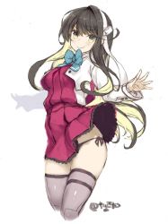 Rule 34 | &gt;:), 1girl, black hair, black panties, blonde hair, bow, bowtie, clothes lift, cropped jacket, cropped legs, fang, goekawa, grey thighhighs, hairband, kantai collection, long hair, long sleeves, looking at viewer, multicolored hair, naganami (kancolle), naganami kai ni (kancolle), panties, side-tie panties, simple background, skirt, skirt lift, solo, thighhighs, twitter username, two-tone hair, underwear, white background, wind, wind lift, yellow eyes