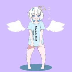 Rule 34 | alternate costume, amane kanata, angel, angel wings, bare legs, barefoot, blue eyes, blue hair, blue shirt, blush, collarbone, colored inner hair, commentary request, dot nose, hair ornament, halo, highres, hololive, matsuu, multicolored hair, pp tenshi t-shirt, purple background, shadow, shirt, short hair, silver hair, simple background, smile, solo, standing, teeth, translation request, virtual youtuber, wings