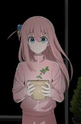 Rule 34 | 1girl, absurdres, blue eyes, bocchi the rock!, gotoh hitori, highres, long hair, looking at viewer, loveu, pink hair, plant, solo