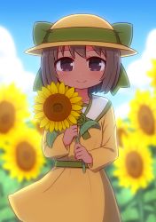 Rule 34 | 1girl, blue sky, blurry, blurry background, blush, bow, brown dress, brown eyes, brown hair, brown hat, closed mouth, cloud, commentary request, dark-skinned female, dark skin, day, depth of field, dress, field, flower, flower field, green bow, hat, hat bow, highres, holding, holding flower, long sleeves, naga u, outdoors, razzy, short hair, sky, smile, solo, summon night, summon night: swordcraft story, sun hat, sunflower, sunflower field, yellow flower