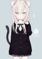 Rule 34 | 1girl, animal ears, black bow, black jacket, blouse, blush, bow, capriccio, cat ears, cat girl, cat tail, child, collared shirt, commentary request, dress shirt, grey background, grey skirt, hair between eyes, hair ornament, hairclip, jacket, light brown hair, long sleeves, looking at viewer, multicolored hair, open mouth, original, plaid, plaid skirt, pleated skirt, puffy long sleeves, puffy sleeves, purple hair, shirt, simple background, skirt, sleeves past wrists, solo, tail, translation request, two-tone hair, v, white shirt