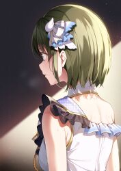 Rule 34 | 1girl, back, bare shoulders, blush, dress, exhausted, frilled dress, frills, from behind, green eyes, green hair, hair ornament, heavy breathing, highres, idolmaster, idolmaster shiny colors, looking at another, nanakusa nichika, short hair, short sleeves, simple background, solo, sweat, two-tone background, white dress, yuuri nayuta