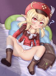 1girl absurdres ahoge anus arm_support ass backpack bad_id bad_pixiv_id bag bed_sheet blonde_hair blush boots brown_footwear cabbie_hat chestnut_mouth cleft_of_venus clover clover_print coat feathers female_focus flat_chest four-leaf_clover genshin_impact hat hat_feather highres klee_(genshin_impact) knee_up looking_at_viewer medium_hair miraclesoff multicolored_clothes multicolored_eyes no_panties on_bed pillow pointy_ears pussy question_mark red_coat red_eyes red_hat shadow sidelocks sitting solo spread_legs thick_thighs thighs uncensored unworn_backpack unworn_bag white_feathers yellow_eyes