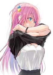 Rule 34 | 1girl, absurdres, black shirt, blue eyes, blush, bocchi the rock!, breasts, clothes lift, commentary request, cube hair ornament, gotoh hitori, hair between eyes, hair ornament, highres, lifted by self, long hair, looking away, medium breasts, pink hair, shirt, shirt lift, simple background, sinomi, solo, undressing, upper body, white background