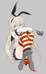 Rule 34 | 10s, 1girl, anchor, bad id, bad pixiv id, blonde hair, boots, brown eyes, crossed arms, crossed legs, elbow gloves, full body, gloves, grey background, grey footwear, hairband, kantai collection, long hair, nesume, personification, shimakaze (kancolle), simple background, sitting, skirt, solo, striped clothes, striped thighhighs, thighhighs, white gloves