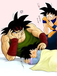 Rule 34 | 3boys, anger vein, annoyed, bandana, bardock, black eyes, black hair, blanket, child, closed eyes, dougi, dragon ball, dragonball z, elbow rest, expressionless, family, father and son, finger to mouth, fingernails, frown, grandfather and grandson, green shirt, hand on own face, head rest, looking at another, lying, male focus, masa (p-piyo), multiple boys, muscular, nervous, open mouth, pectorals, pink background, red bandana, scar, shirt, short hair, simple background, sleeping, son goku, son goten, spiked hair, sweatdrop, time paradox, translation request, upper body, wristband