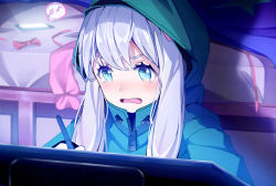Rule 34 | 10s, 1girl, bed, bed sheet, blue eyes, blush, bow, cellphone, drawing tablet, eromanga sensei, green hood, green jacket, hair bow, hair ornament, hand up, holding, holding pen, hood, hood up, hooded jacket, indoors, izumi sagiri, jacket, long hair, long sleeves, musical note, open mouth, pajamas, pen, phone, pink bow, pot-palm, sidelocks, silver hair, smartphone, solo, spoken musical note, stylus, tearing up, tears, teeth, upper body, upper teeth only, zipper