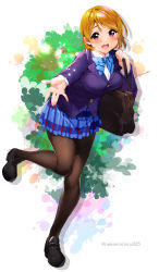 Rule 34 | 1girl, absurdres, bag, black footwear, blue bow, blue bowtie, blue skirt, bow, bowtie, breasts, brown hair, brown pantyhose, full body, highres, holding, holding bag, koizumi hanayo, large breasts, long sleeves, looking at viewer, love live!, love live! school idol project, nakano maru, open mouth, pantyhose, plaid, plaid skirt, purple eyes, school uniform, shoes, short hair, simple background, skirt, solo, standing, standing on one leg, teeth, twitter username, upper teeth only, white background