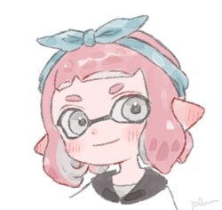 Rule 34 | 1girl, artist name, bandana, blue bandana, blush, closed mouth, commentary, ear blush, grey eyes, inkling, inkling girl, inkling player character, nintendo, plum0o0, pointy ears, short bangs, short eyebrows, short hair, signature, simple background, smile, solo, splatoon (series), suction cups, symbol-only commentary, upper body, white background