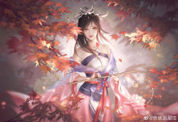 Rule 34 | 1girl, absurdres, bare shoulders, branch, brown hair, chi lian (qin shi ming yue), chi lian qiju zhu, falling leaves, grey background, highres, holding, leaf, long sleeves, looking at viewer, maple leaf, medium hair, o-ring dress, qinshi mingyue, sash, smile, solo, tiara, upper body