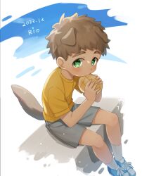 Rule 34 | 1boy, animal ears, artist name, blue eyes, bread, brown hair, child, commentary, commentary request, dated, dog boy, dog ears, food, highres, kemonomimi mode, male focus, mouth hold, original, rio mukiniki, shirt, short hair, shorts, sitting, solo, tail, white background, yellow shirt