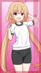 Rule 34 | 1girl, ahoge, artist name, bike shorts, black shorts, blonde hair, brown eyes, character name, commentary request, cowboy shot, flat chest, futaba anzu, gradient background, gym shirt, gym uniform, highres, idolmaster, idolmaster cinderella girls, inaba shiki, long hair, looking at viewer, low twintails, pink background, shirt, shorts, signature, smile, solo, standing, t-shirt, twintails, white shirt