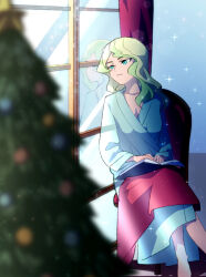 Rule 34 | 1girl, aqua eyes, arikindows10, blonde hair, blue eyes, blue robe, blurry, book, breasts, chair, christmas, christmas tree, cleavage, closed mouth, collarbone, crossed legs, curtains, depth of field, diana cavendish, expressionless, holding, holding book, little witch academia, long hair, looking outside, open book, reflection, robe, sitting, solo, sparkle, wavy hair, window