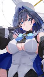 Rule 34 | 1girl, absurdres, blue eyes, blue hair, breasts, chain, chain headband, cho 913, cleavage, closed mouth, clothing cutout, detached sleeves, hair intakes, heart-shaped gem, highres, hololive, hololive english, large breasts, looking at viewer, ouro kronii, ouro kronii (1st costume), short hair, simple background, sleeveless, sleeveless turtleneck, smile, solo, turtleneck, underboob, underboob cutout, upper body, virtual youtuber, white background
