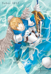 Rule 34 | 1boy, armor, arthur pendragon (fate), bad id, bad pixiv id, blonde hair, excalibur (fate/stay night), fate/prototype, fate (series), green eyes, looking up, male focus, mio910, partially submerged, short hair, solo, sword, weapon, wings