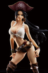 Rule 34 | 1girl, black hair, boa hancock, breasts, figure, one piece, pirate, tagme, thighs