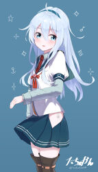 Rule 34 | 1girl, anchor symbol, aqua hairband, artist name, black thighhighs, blue background, blue eyes, blue sailor collar, blue shirt, blue skirt, blush, collared shirt, cosplay, eighth note, feet out of frame, hair between eyes, hairband, hibiki (kancolle), hip vent, kantai collection, layered sleeves, long hair, long sleeves, musical note, necktie, ooyodo (kancolle), ooyodo (kancolle) (cosplay), open mouth, pleated skirt, red necktie, sailor collar, school uniform, serafuku, shirt, short over long sleeves, short sleeves, signature, simple background, skirt, solo, sparkle, tachakan, thighhighs, twitter username, white hair