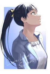Rule 34 | 1girl, absurdres, black hair, blue background, blue jacket, border, bow, copyright name, floating hair, hair bow, hazuki ren, highres, jacket, long hair, love live!, love live! superstar!!, open clothes, open jacket, outside border, parted lips, ponytail, profile, s sho mkrn, shirt, solo, upper body, white border, white shirt, yellow bow, yellow eyes