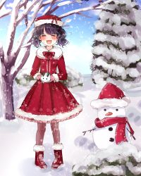 Rule 34 | 1girl, black hair, boots, christmas, drawfag, dress, fangs, flying sweatdrops, fukumaru koito, full body, gloves, hat, highres, idolmaster, idolmaster shiny colors, long sleeves, neck ribbon, open mouth, outdoors, pantyhose, red dress, red footwear, red ribbon, ribbon, santa costume, santa hat, skin fangs, snow, snowman, solo, tree, twintails