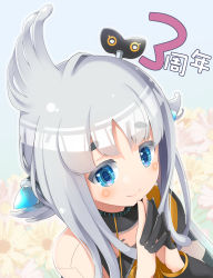 Rule 34 | 1girl, nanashi inc., and uge, bare shoulders, blue eyes, closed mouth, cowlick, dress, flower, grey hair, highres, joints, long hair, looking at viewer, own hands together, robot joints, sch, sleeveless, sleeveless dress, smile, solo, steepled fingers, thick eyebrows, upper body, v ap art, virtual youtuber, winding key