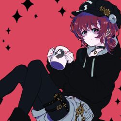 Rule 34 | + +, 1girl, 90 sik, black choker, black hoodie, black pantyhose, buttons, cabbie hat, choker, closed mouth, commentary, cup, feet out of frame, fingernails, gear hat ornament, gears, grey shorts, hat, highres, holding, holding cup, hood, hood down, hoodie, indie virtual youtuber, kaiten-tsuzuri, long sleeves, looking at viewer, medium bangs, medium hair, mug, nail polish, object through head, pantyhose, red background, red eyes, red hair, red nails, screw, screw in head, shorts, simple background, smile, solo, sparkle, spiked ear piercing, studded thigh strap, thigh strap, virtual youtuber