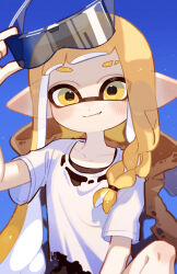 Rule 34 | 1girl, absurdres, blonde hair, blue background, blunt bangs, blush, braid, brown jacket, closed mouth, collarbone, commentary request, eyebrow cut, fang, fang out, goggles, hand up, highres, holding, holding goggles, inkling, inkling girl, inkling player character, jacket, jacket on shoulders, long hair, looking at viewer, nintendo, pointy ears, removing eyewear, shirt, short eyebrows, short sleeves, side braid, sidelocks, simple background, single braid, skin fang, smile, solo, splatoon (series), splatoon 3, t-shirt, tentacle hair, tokita mago, torn clothes, torn jacket, torn shirt, very long hair, white shirt, yellow eyes