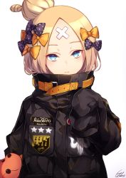 Rule 34 | 1girl, abigail williams (fate), abigail williams (traveling outfit) (fate), black bow, black jacket, blonde hair, blue eyes, bow, closed mouth, commentary request, fate/grand order, fate (series), forehead, fujikiri yana, hair bow, hair bun, jacket, long sleeves, looking at viewer, hugging object, official alternate costume, orange bow, parted bangs, polka dot, polka dot bow, signature, simple background, single hair bun, sleeves past fingers, sleeves past wrists, solo, stuffed animal, stuffed toy, teddy bear, white background